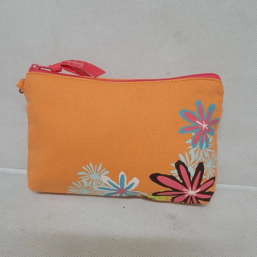 NEW - 7" COSMETIC BAG